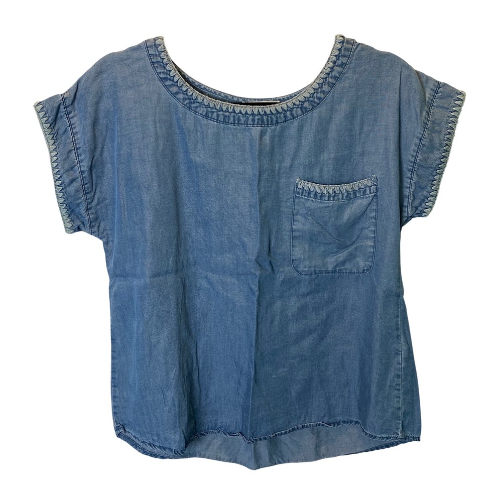 MINE‎ Chambray Blouse Women Small Blue Lyocell Short Sleeve Boho Coastal Summer